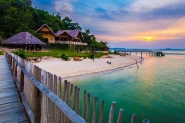 Destinasi Wisata Tanjungbalai dengan Pemandangan Luar Biasa Pantai Galau